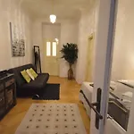 Mit Eigenem Balkon By Interhome Apartman *