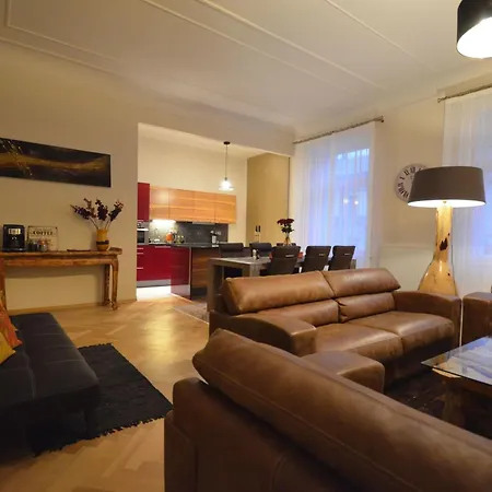 Mit Eigenem Balkon By Interhome *