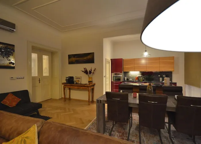 Mit Eigenem Balkon By Interhome 아파트