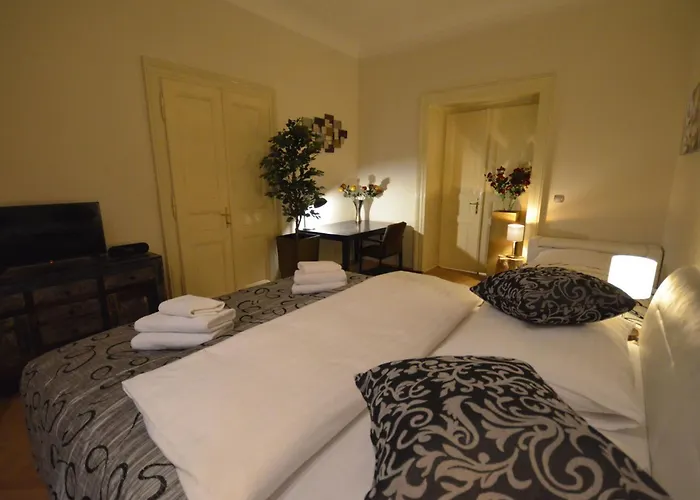 아파트 Mit Eigenem Balkon By Interhome