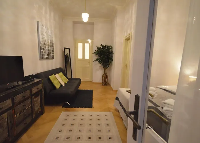 Mit Eigenem Balkon By Interhome 아파트 *