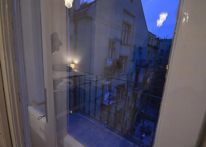 Mit Eigenem Balkon By Interhome * 프라하